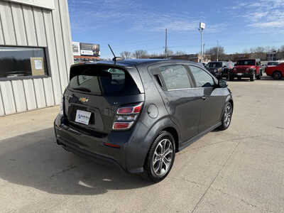 2017 Chevrolet Sonic, $8873. Photo 4