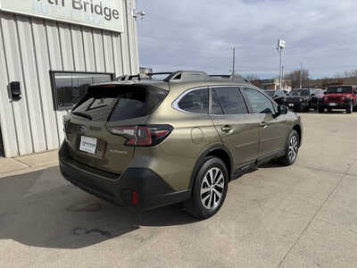 2022 Subaru Outback, $19971. Photo 4