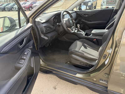 2022 Subaru Outback, $19971. Photo 5