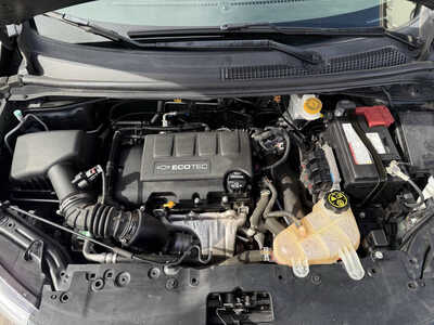 2020 Chevrolet Sonic, $11284. Photo 9