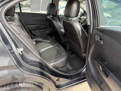 2020 Chevrolet Sonic, $11284. Photo 12