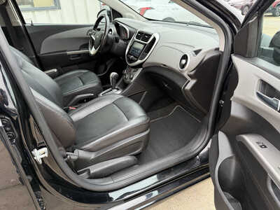 2017 Chevrolet Sonic, $8996. Photo 11