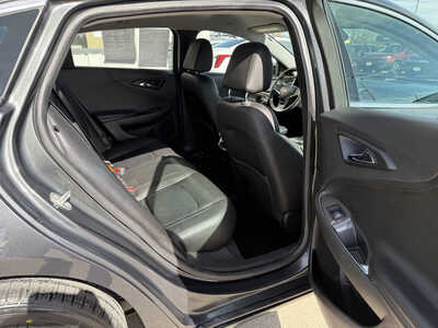 2016 Chevrolet Malibu, $11437. Photo 12