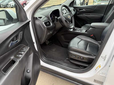 2022 Chevrolet Equinox, $22852. Photo 5