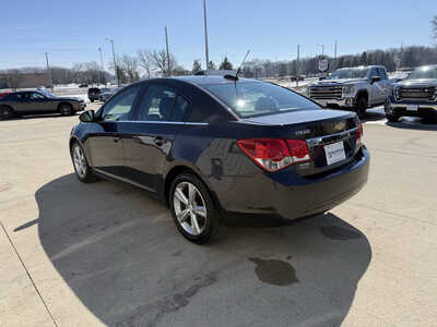 2016 Chevrolet Cruze, $8785. Photo 3