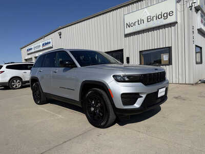 2025 Jeep Grand Cherokee, $34992. Photo 1
