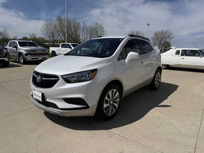 2020 Buick Encore, $13984. Photo 2