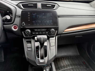 2018 Honda CR-V, $18875. Photo 8