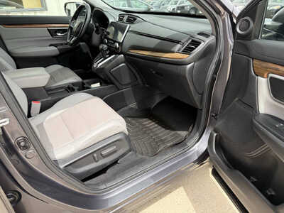 2018 Honda CR-V, $18875. Photo 11