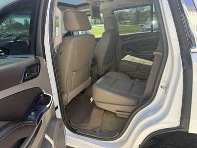 2018 Chevrolet Tahoe, $23570. Photo 6