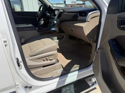 2018 Chevrolet Tahoe, $23570. Photo 12
