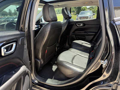 2022 Jeep Compass, $22481. Photo 6