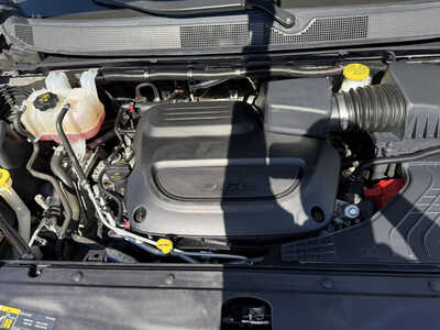 2023 Chrysler Pacifica, $27615. Photo 10