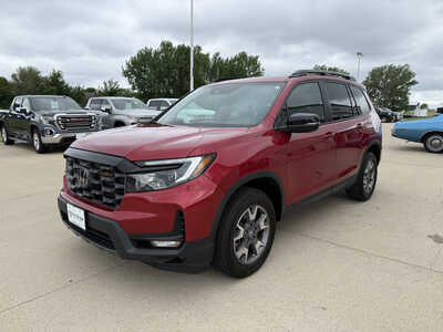 2022 Honda Passport, $29985. Photo 2