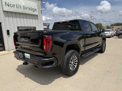 2022 GMC 1500 Crew Cab, $34424. Photo 4