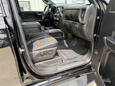 2022 GMC 1500 Crew Cab, $34424. Photo 11