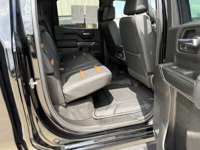 2022 GMC 1500 Crew Cab, $34424. Photo 12