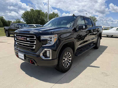 2021 GMC 1500 Crew Cab, $33481. Photo 2