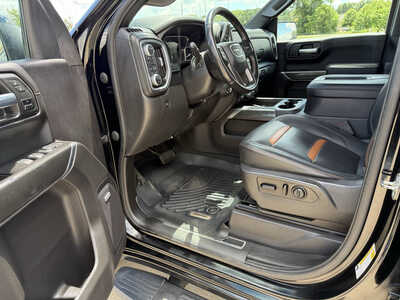 2021 GMC 1500 Crew Cab, $33481. Photo 5