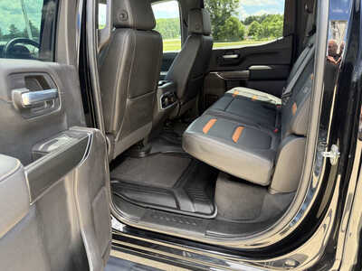 2021 GMC 1500 Crew Cab, $33481. Photo 6