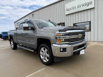 2017 Chevrolet 2500 Crew Cab, $41925. Photo 1