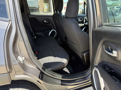 2018 Jeep Renegade, $11898. Photo 12
