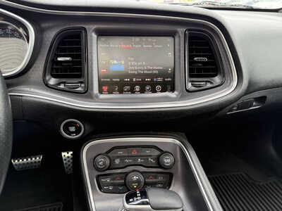 2016 Dodge Challenger, $27982. Photo 8