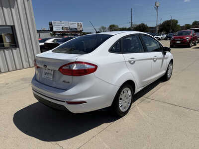 2019 Ford Fiesta, $10397. Photo 4