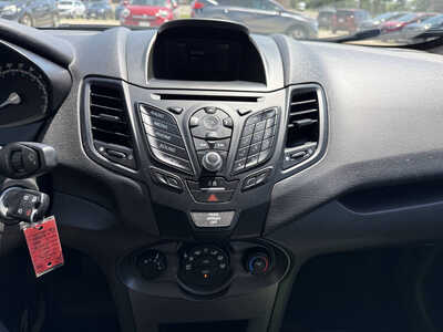 2019 Ford Fiesta, $10397. Photo 8