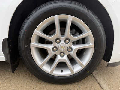 2015 Chevrolet Malibu, $11987. Photo 10