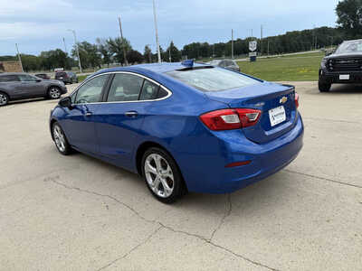 2017 Chevrolet Cruze, $9961. Photo 3