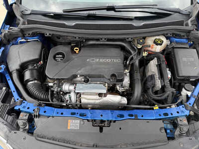 2017 Chevrolet Cruze, $9961. Photo 9
