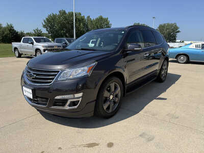2017 Chevrolet Traverse, $9948. Photo 2