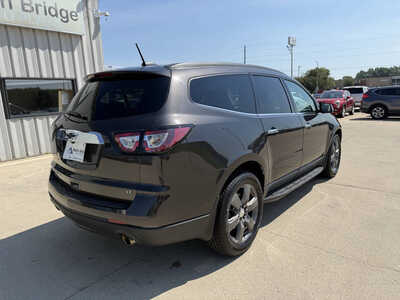 2017 Chevrolet Traverse, $9948. Photo 4