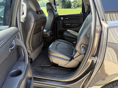 2017 Chevrolet Traverse, $9948. Photo 6