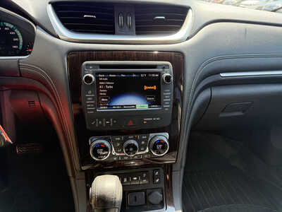 2017 Chevrolet Traverse, $9948. Photo 9