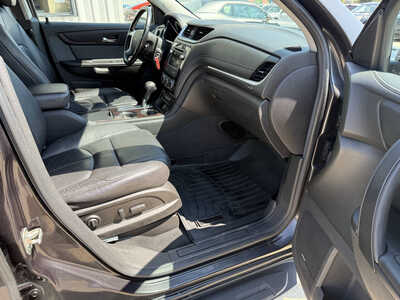 2017 Chevrolet Traverse, $9948. Photo 12