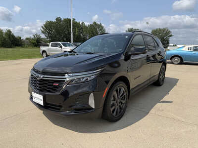 2022 Chevrolet Equinox, $20657. Photo 2