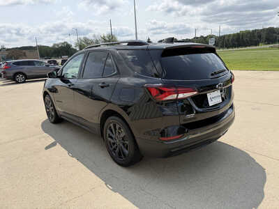 2022 Chevrolet Equinox, $20657. Photo 3