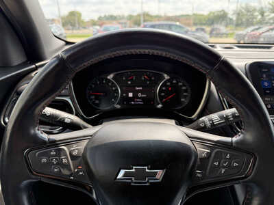 2022 Chevrolet Equinox, $20657. Photo 7