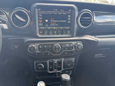 2023 Jeep Wrangler Unlimited, $31457. Photo 8