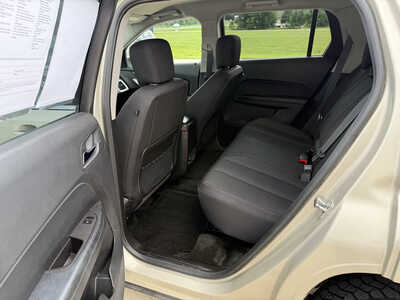 2015 GMC Terrain, $11433. Photo 6