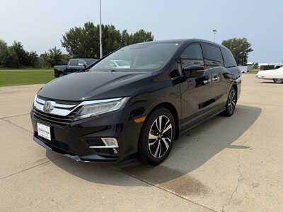 2018 Honda Odyssey, $26716. Photo 2