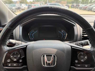 2018 Honda Odyssey, $26716. Photo 8