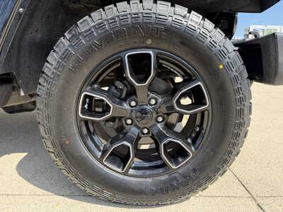 2017 Jeep Wrangler Unlimited, $23771. Photo 11
