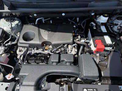 2022 Toyota RAV4, $31773. Photo 9