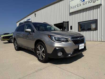 2018 Subaru Outback, $14944. Photo 1
