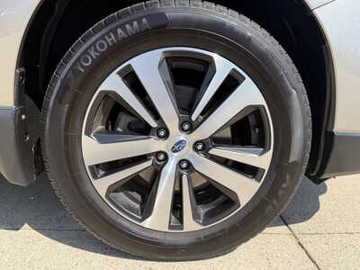 2018 Subaru Outback, $14944. Photo 10