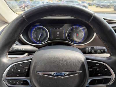 2018 Chrysler Pacifica, $13786. Photo 8