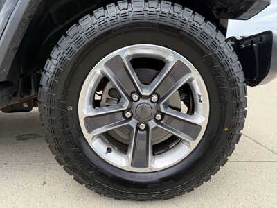 2019 Jeep Wrangler Unlimited, $25430. Photo 10